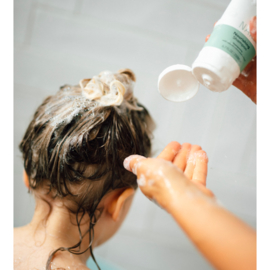 naïf natuurlijke voedende shampoo